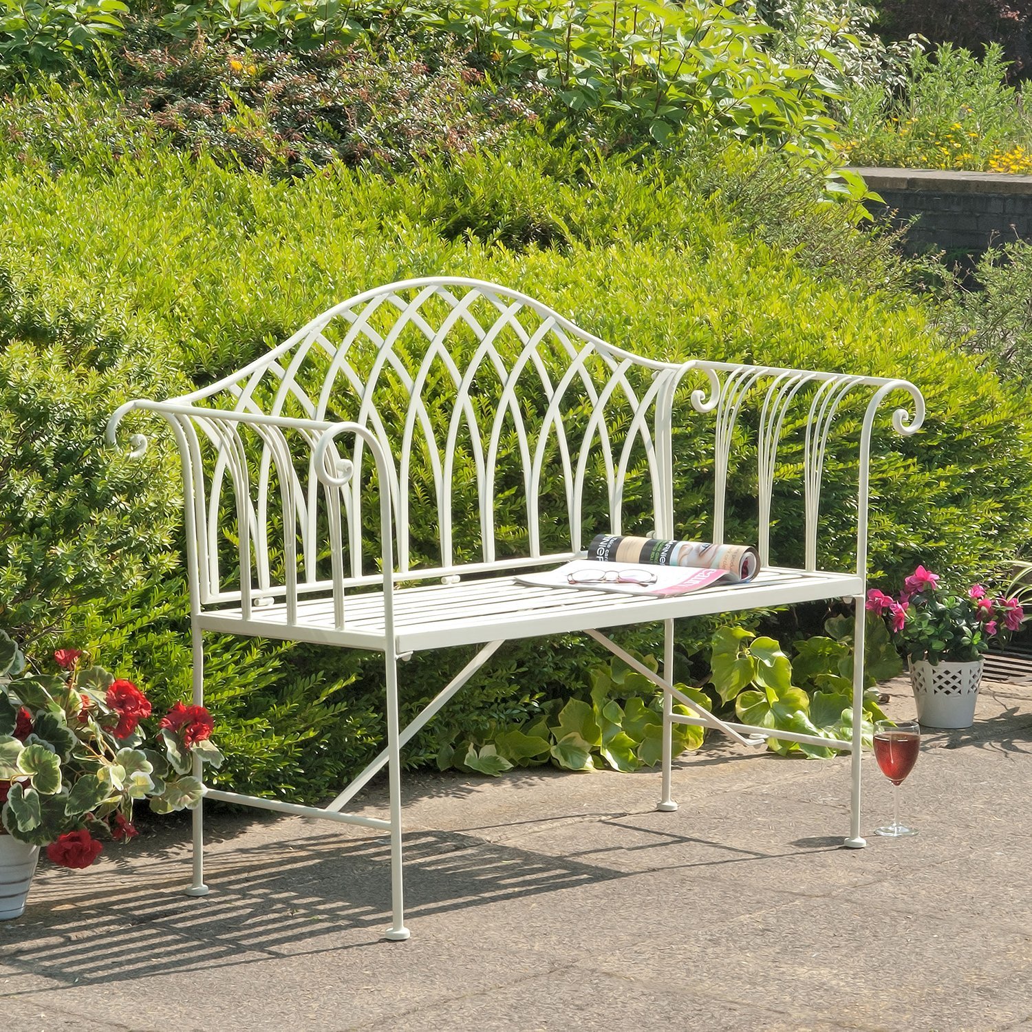 Cover Pic of Victorian Lattice Garden Bench in Balcony